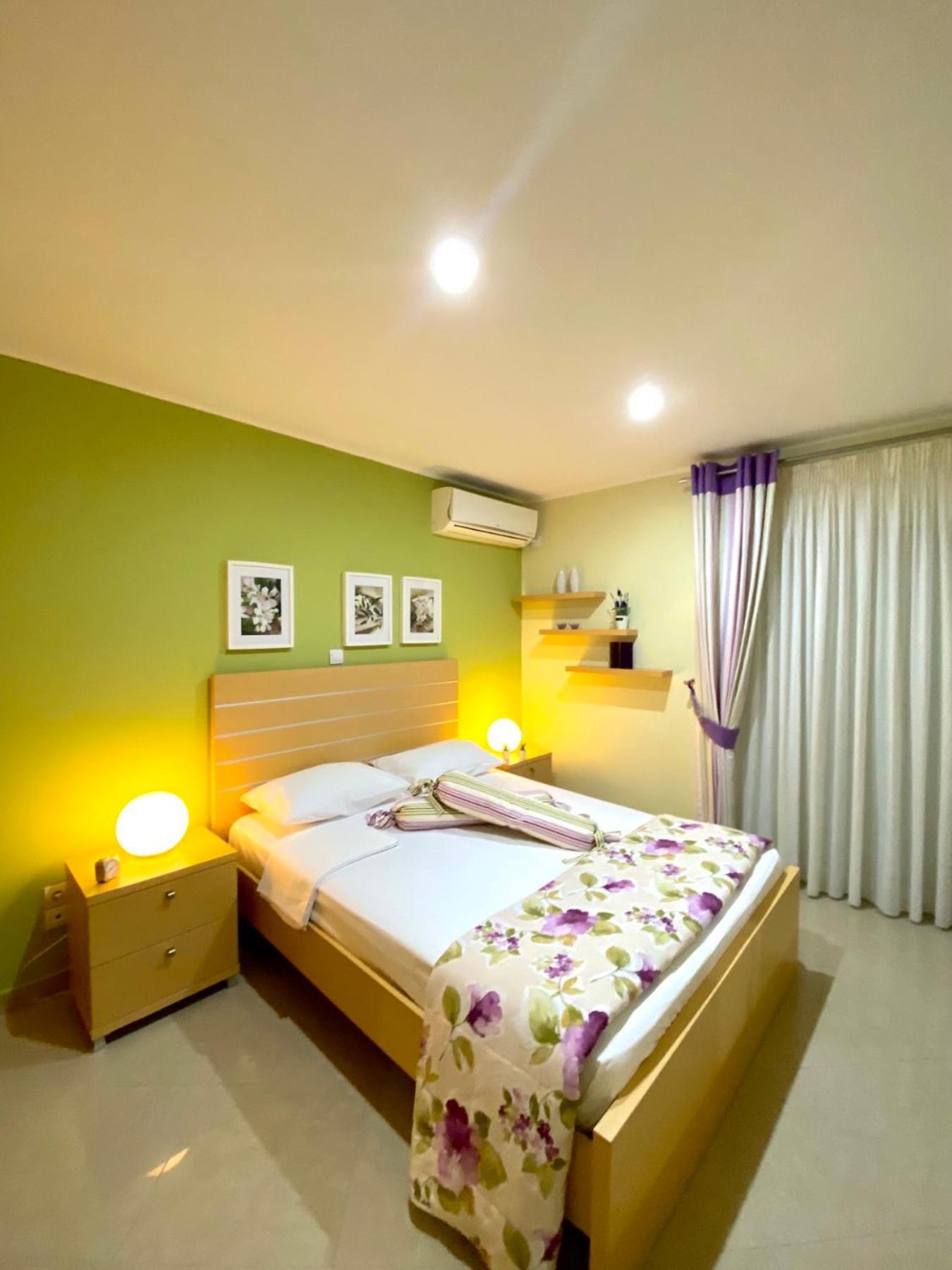 Airport Tk Luxury Home Artemida  Ngoại thất bức ảnh